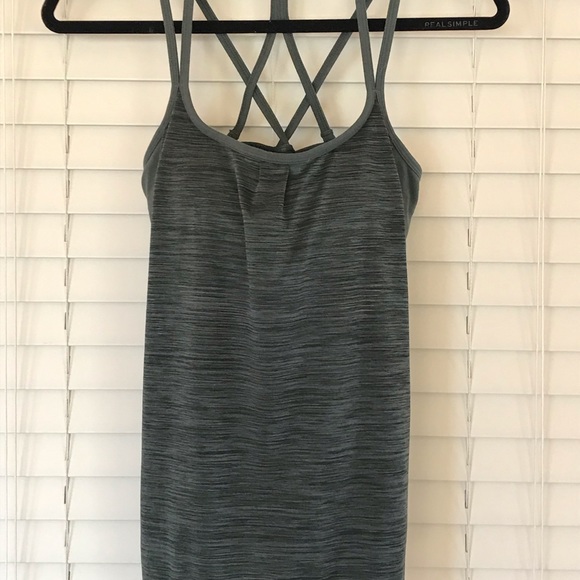 ⬇️$25 ATHLETA "The Energizer Tank Top" Size Small - Picture 2 of 7